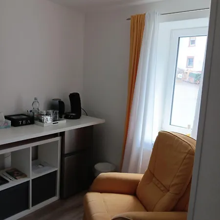 Ninas & Andrejs Gaestezimmer 3*